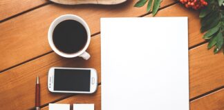 Jak używać szablonu do tortu?